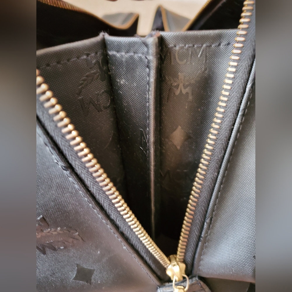 MCM Boston Bag - Picture 12 of 16